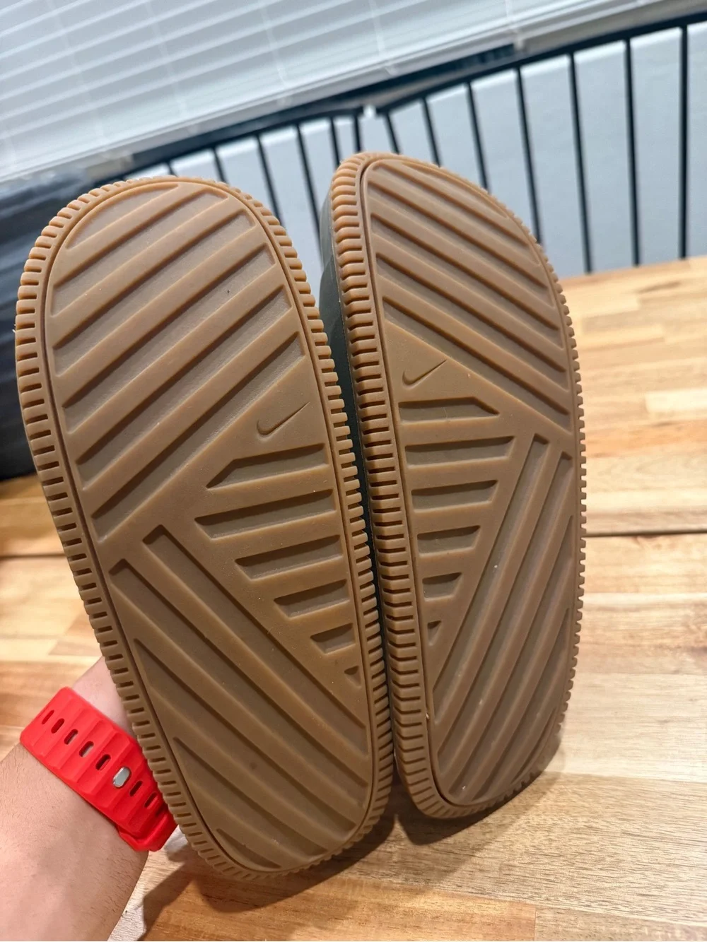 Mens Nike Calm 2.0 slides army green
